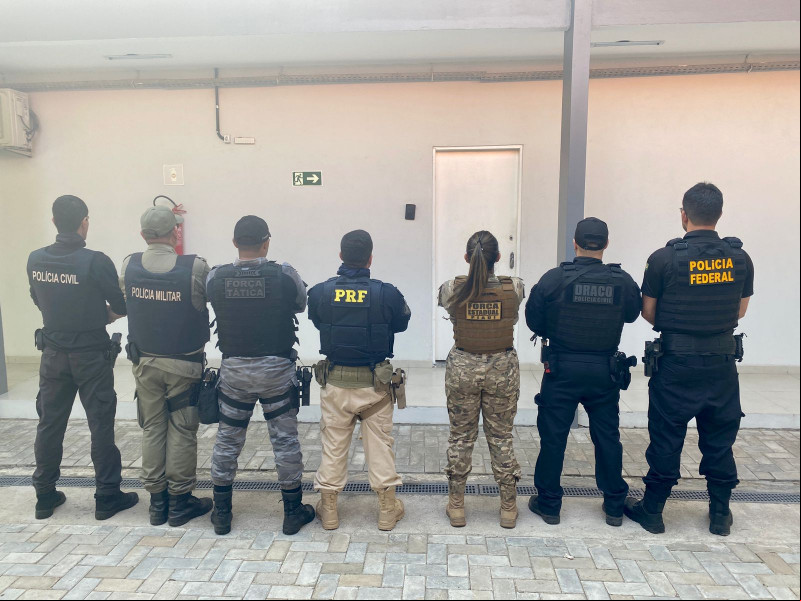 Envolvidos em facções criminosas no litoral do Piauí são presos em operação policial