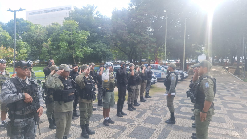 Operação Dia das Mães: Quase 500 policiais intensificam a segurança nos centros comerciais de Teresina