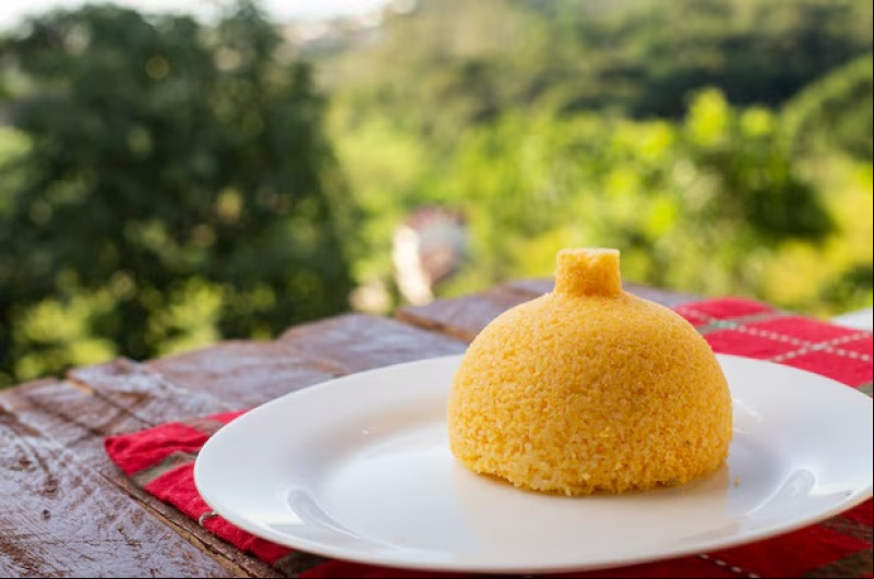 Dia do Cuscuz: conheça a origem do alimento e veja receitas práticas