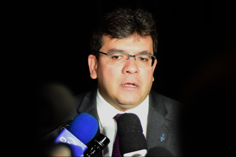 Governador Rafael Fonteles durante entrevista na manhã de hoje - (Jailson Soares/ O DIA)