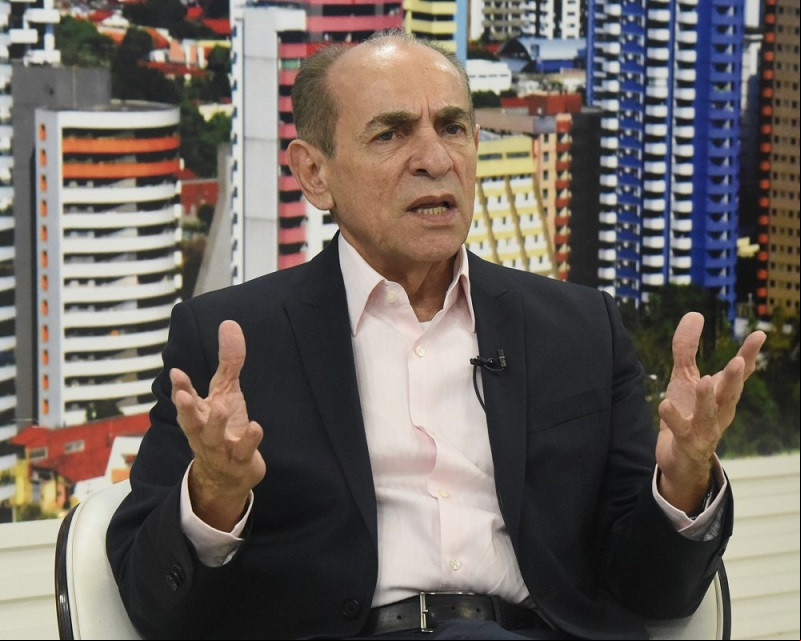 Fim da reeleição só aconteceria em 2028, explica Marcelo Castro sobre reforma eleitoral