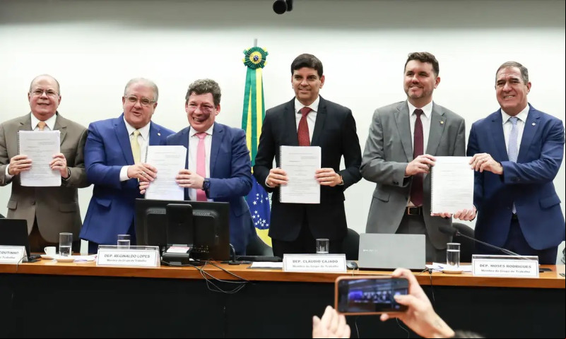 Reforma Tributária: Carnes bovinas, frangos e peixes não terão isenção de imposto