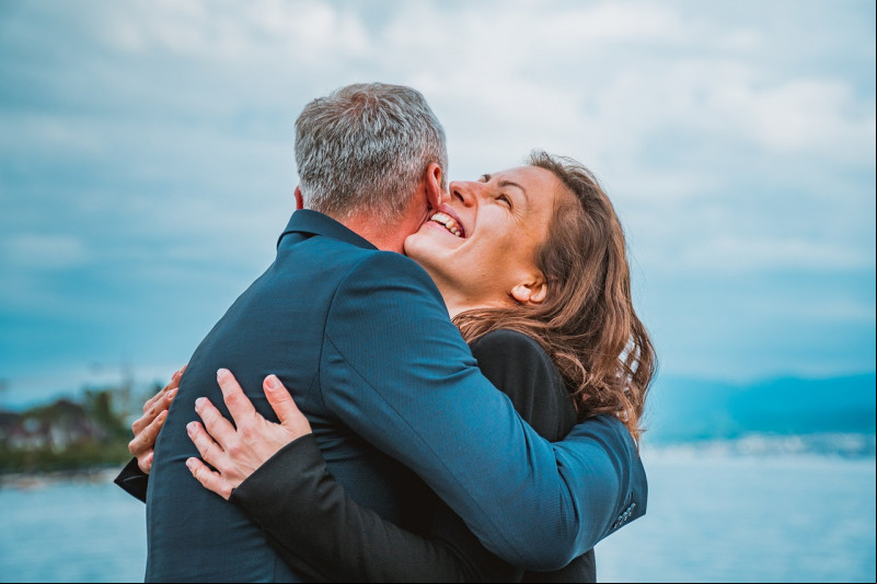 O amor além das diferenças de idade - (Reprodução/Pixabay)