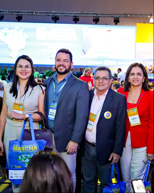 Prefeito Deyvison Cruz participa da XVII Marcha em Defesa dos Municípios em Brasília