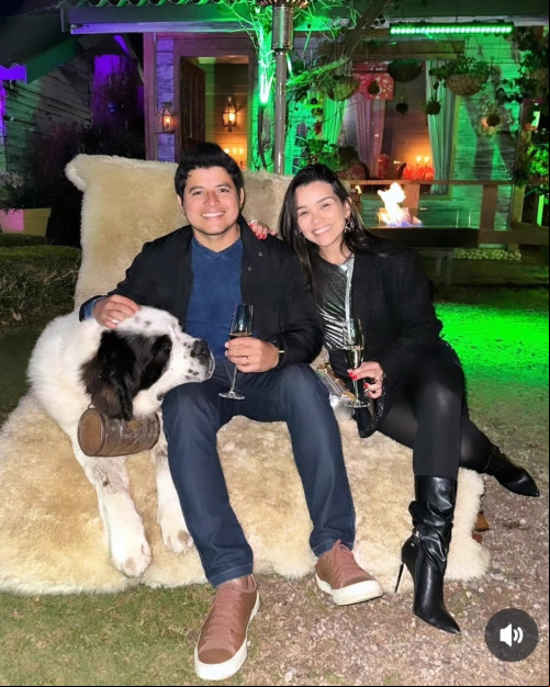 #Family - Parabéns para o enfermeiro Helton Brito!!! Comemora a data em família, com a esposa @robertasalbino e o filho Joaquim. Chics!!! - (Arquivo Pessoal)