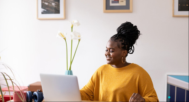 Amanda sempre preocupada em investir em conhecimento - (Canva)