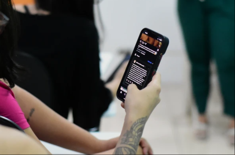 Internet grátis no iPhone? Entenda parceria entre Apple e Starlink