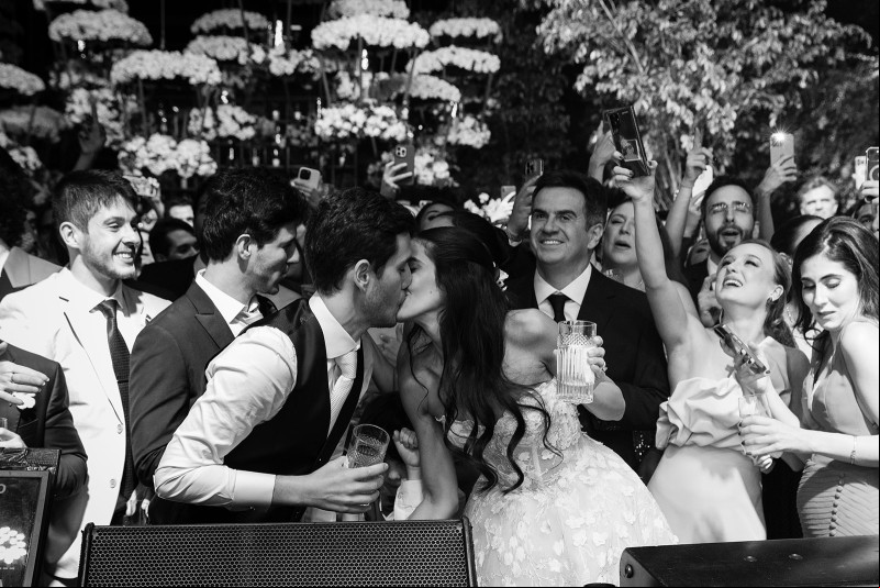 Os médicos  Pedro Henrique Ferro de Brito & Eliane Portella Nogueira Lima disseram SIM ao amor com festa em Sampa