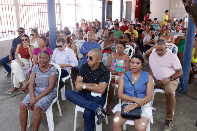 Reunião na Vila Irmã Dulce - (Ednaldo Rodrigues )