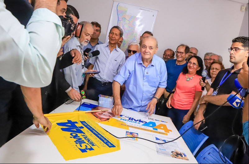 “Quem quer interesse pessoal deixou a gente”, comenta Silvio Mendes sobre ex-aliados