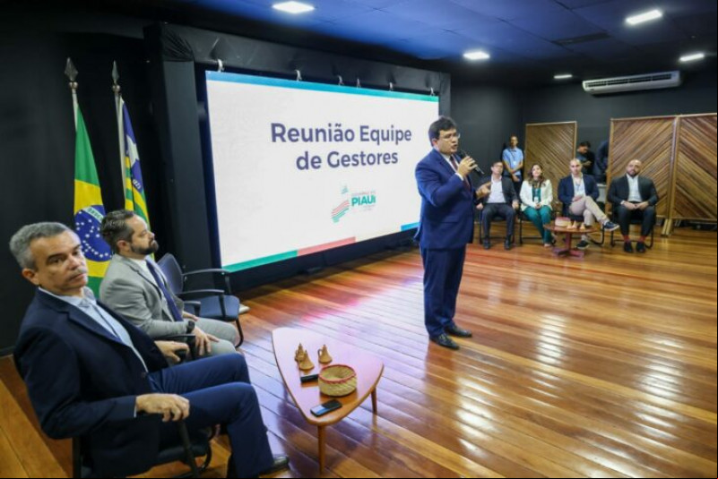 Rafael Fonteles vai monitorar desempenho de secretários pelo celular