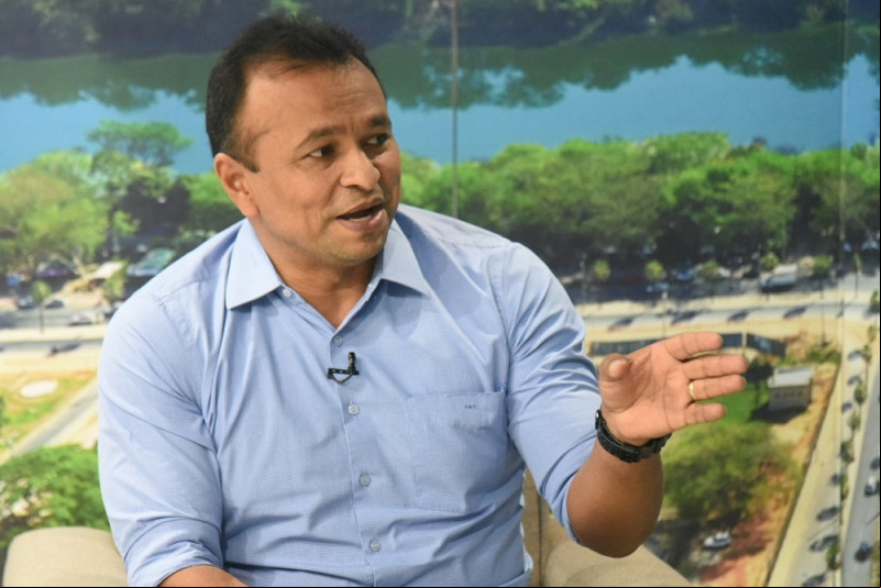 Fábio Abreu alega ingratidão de Roger Linhares ao declarar apoio a Dr. Dinan em José de Freitas