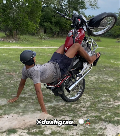 Há indícios que o adolescente faz manobras perigosas, conhecidas como “grau”. - (Divulgação / Polícia Civil - PI)