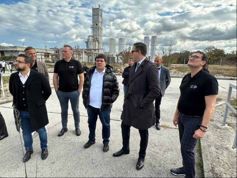 Governador Rafael Fonteles em visita ao porto da Croácia - (CCOM Governo do Piauí)