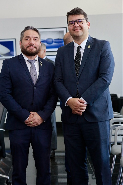 Um click do chefe da Comunicação da Segurança Pública do Distrito Federal o piauiense Coronel Marcello Mororó e o Secretário de Segurança do Piauí Chico Lucas