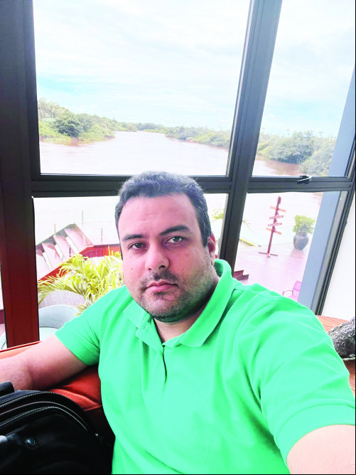 BEM SUCEDIDO - Empresário Ewerton Figueredo vem se destacando no Piauí, com um dos empresários mais bem sucedidos, istra com sucesso o Viola Music, Conthabil, Connecthe Arena JF Beach Tênis e Medvida Farma em José de Freitas de sua propriedade. - (Divulgação)