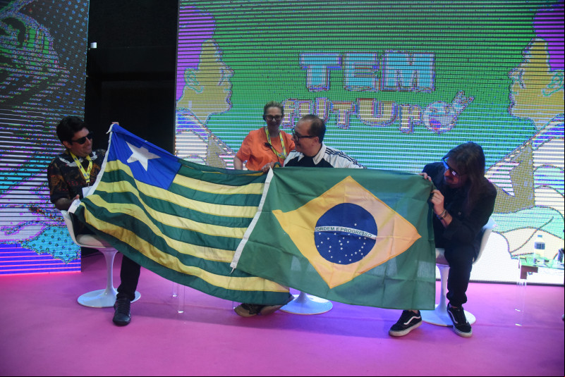 Emoção marca reencontro de Bruno Gouveia, do Biquíni Cavadão, com o Piauí