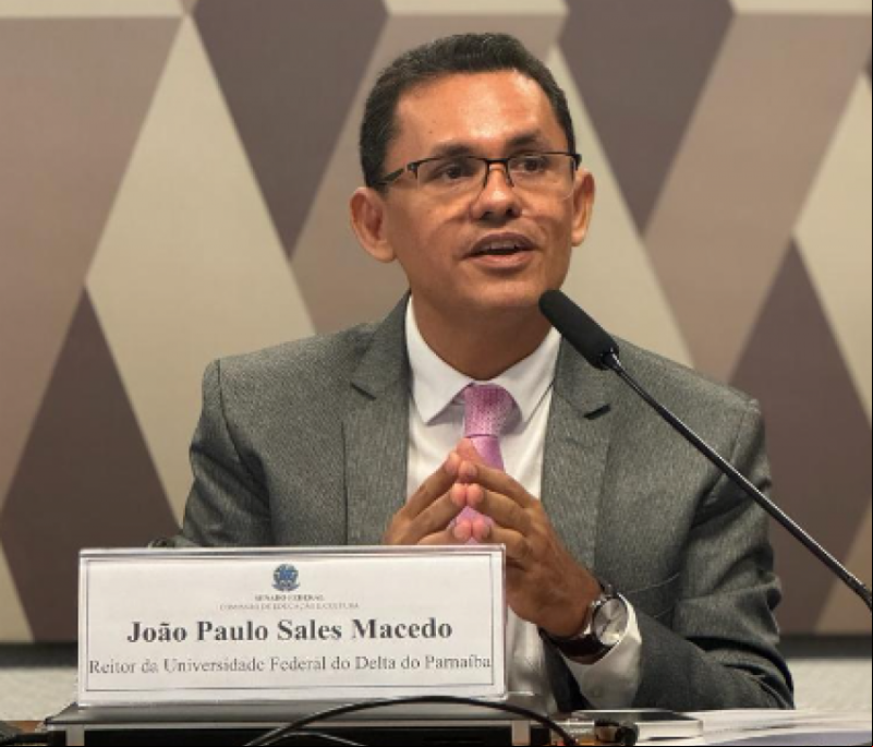 João Paulo Sales é escolhido por Lula como primeiro reitor da UFDpar