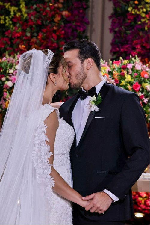 O casamento de Camila Fernanda Oliveira Pinto & Daniel Vinicius de Miranda Leão no dia 5/4 na Catedral Nossa Senhora das Dores em Teresina em Teresina Piauí