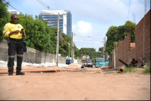 Galeria da zona Leste: Prefeitura quer conclusão até o Carnaval