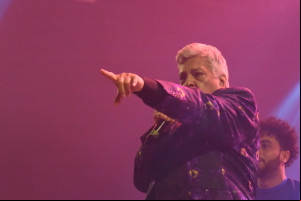 Marcas Inesquecíveis: veja imagens do show do cantor Sidney Magal