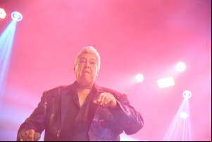 Marcas Inesquecíveis: veja imagens do show do cantor Sidney Magal